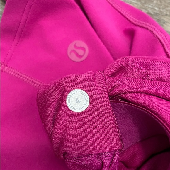 EUC Lululemon Key to Balance Tank. Color Ripened Raspberry. Size 4 - Picture 4 of 5